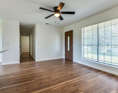 14217 Carla Drive - Photo Thumbnail 3