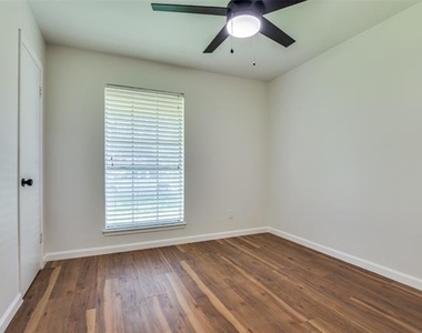 14217 Carla Drive - Photo Thumbnail 15