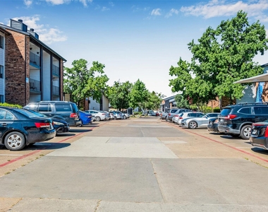 4600 West Pioneer Drive - Photo Thumbnail 29