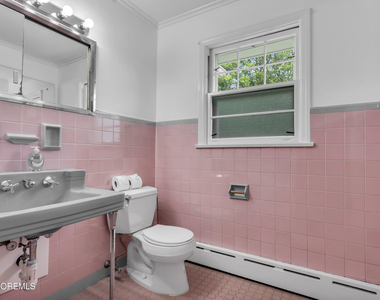 208 Trenton Boulevard - Photo Thumbnail 12