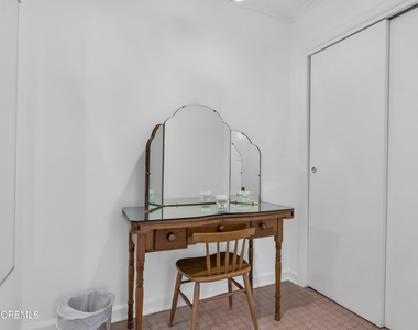 208 Trenton Boulevard - Photo Thumbnail 14