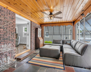 208 Trenton Boulevard - Photo Thumbnail 6