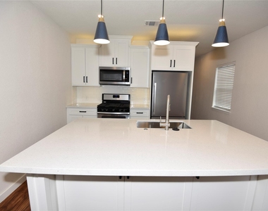 4322 Allen Street - Photo Thumbnail 14