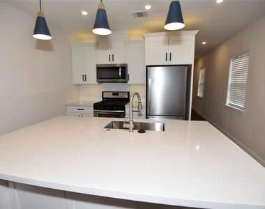 4322 Allen Street - Photo Thumbnail 13