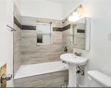 3408 W Sunset Blvd - Photo Thumbnail 5