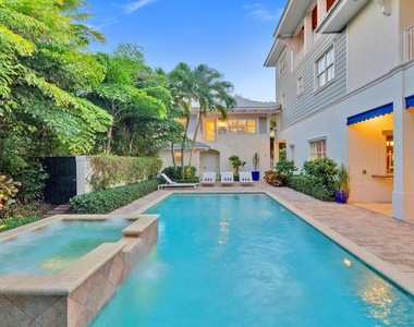 111 Beachwalk Lane - Photo Thumbnail 8