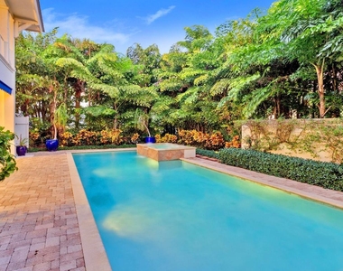 111 Beachwalk Lane - Photo Thumbnail 6