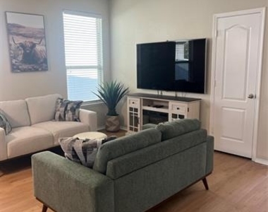 1013 Bruni Court - Photo Thumbnail 14