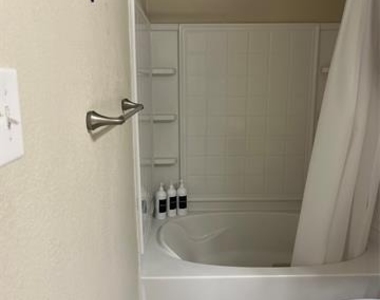 1013 Bruni Court - Photo Thumbnail 8