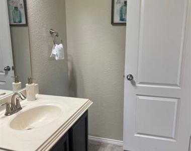 1013 Bruni Court - Photo Thumbnail 7
