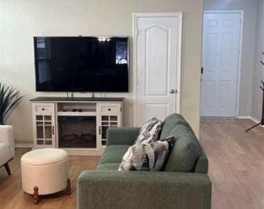 1013 Bruni Court - Photo Thumbnail 13