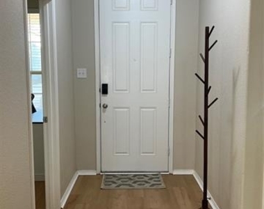 1013 Bruni Court - Photo Thumbnail 2