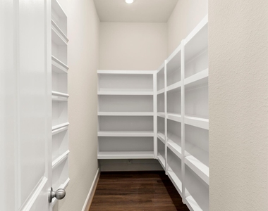 10507 Halley Lane - Photo Thumbnail 15