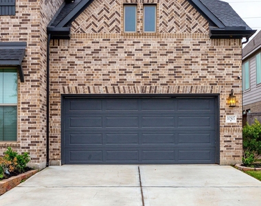 10507 Halley Lane - Photo Thumbnail 3