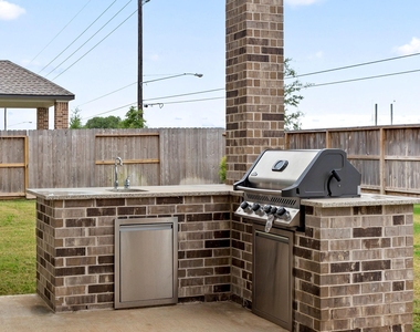 10507 Halley Lane - Photo Thumbnail 42