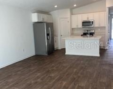 30 Pony Lane - Photo Thumbnail 6