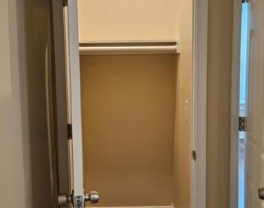 2016 1st Street Nw - Photo Thumbnail 8
