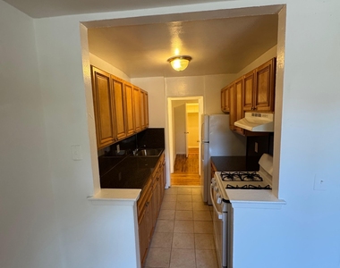 2020 Grand Concourse - Photo Thumbnail 6