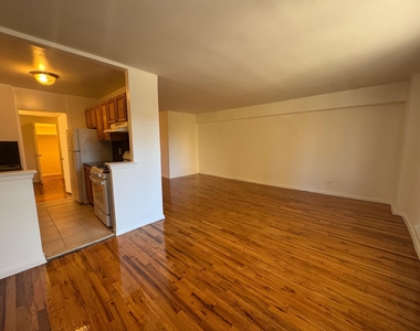 2020 Grand Concourse - Photo Thumbnail 3