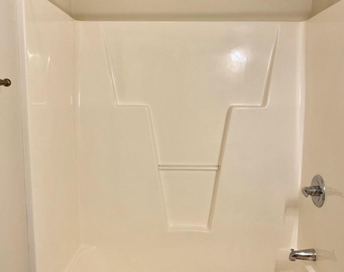 1201 Berkeley Street - Photo Thumbnail 27
