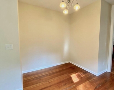1201 Berkeley Street - Photo Thumbnail 11