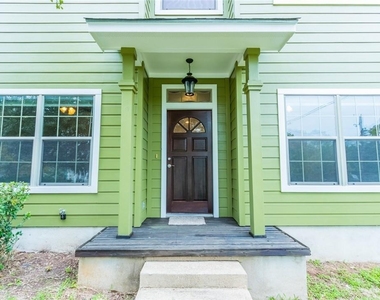 306 E 34th St - Photo Thumbnail 23