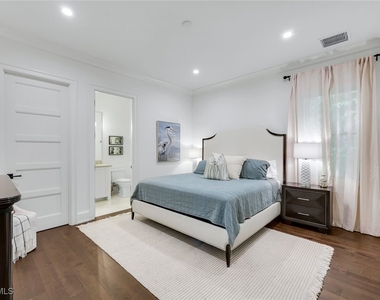3200 Crayton Road - Photo Thumbnail 18