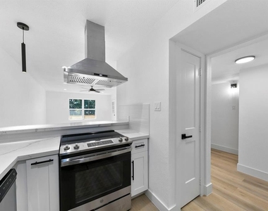 1514 Wirt Road - Photo Thumbnail 6