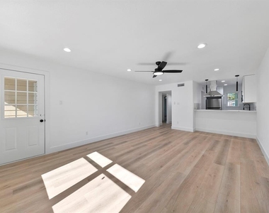 1514 Wirt Road - Photo Thumbnail 10