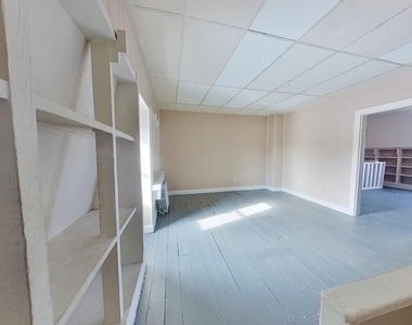 702 W Philadelphia Street - Photo Thumbnail 3