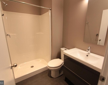 1856 N Willington Street - Photo Thumbnail 4