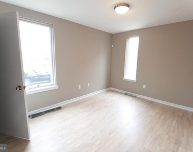 1856 N Willington Street - Photo Thumbnail 8