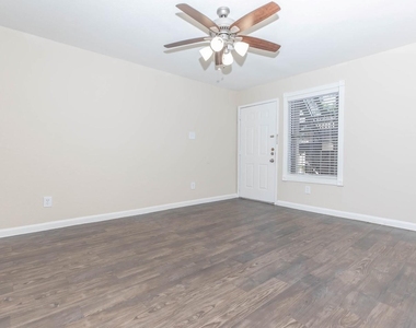 12335 Antoine Dr - Photo Thumbnail 29