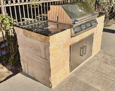 12335 Antoine Dr - Photo Thumbnail 43