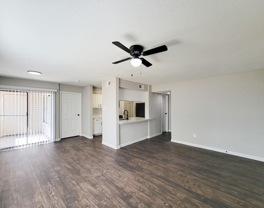 12335 Antoine Dr - Photo Thumbnail 22