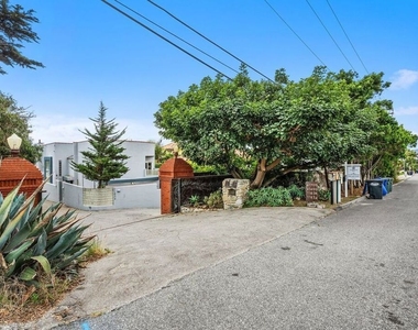 11834 Pacific Coast Highway - Photo Thumbnail 31