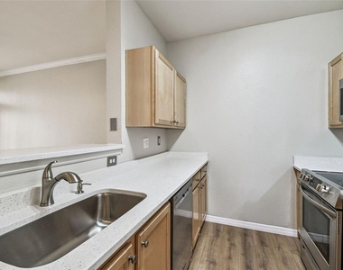 5000 Culbreath Key Way - Photo Thumbnail 10