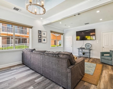 5000 Culbreath Key Way - Photo Thumbnail 45