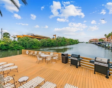 5000 Culbreath Key Way - Photo Thumbnail 36