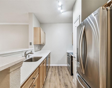 5000 Culbreath Key Way - Photo Thumbnail 9
