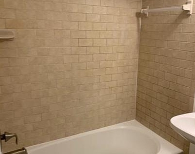 3107 Naylor Road Se - Photo Thumbnail 7