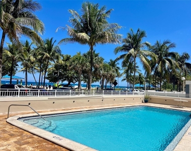 133 N Pompano Beach Boulevard - Photo Thumbnail 16