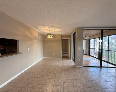 10790 Nw 14th Street - Photo Thumbnail 14