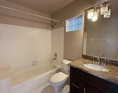 10790 Nw 14th Street - Photo Thumbnail 12