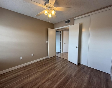 10790 Nw 14th Street - Photo Thumbnail 10