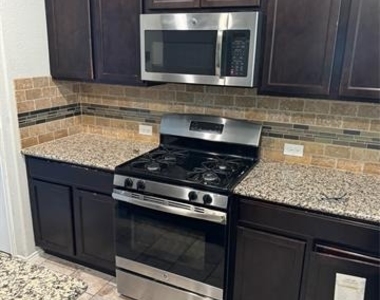 5856 Bindweed Street - Photo Thumbnail 8