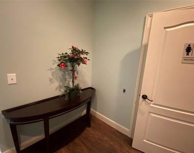 4501 Cartwright Road - Photo Thumbnail 7