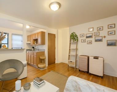 20-67 32nd Street - Photo Thumbnail 1