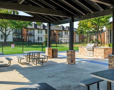 4600 West Pioneer Drive - Photo Thumbnail 45