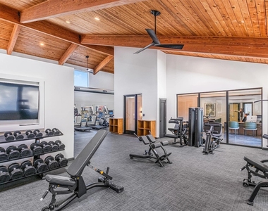 4600 West Pioneer Drive - Photo Thumbnail 42